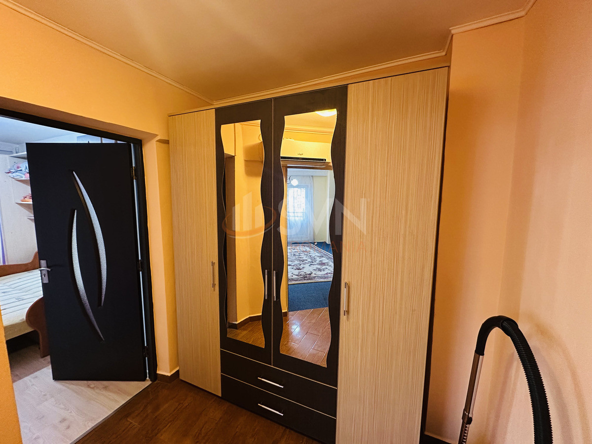 Apartament, 3 camere Bucuresti/Crangasi