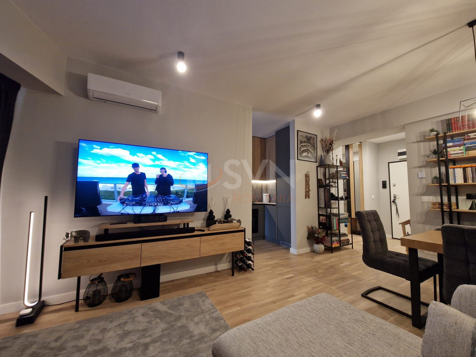 Apartament, 3 camere Bucuresti/Straulesti