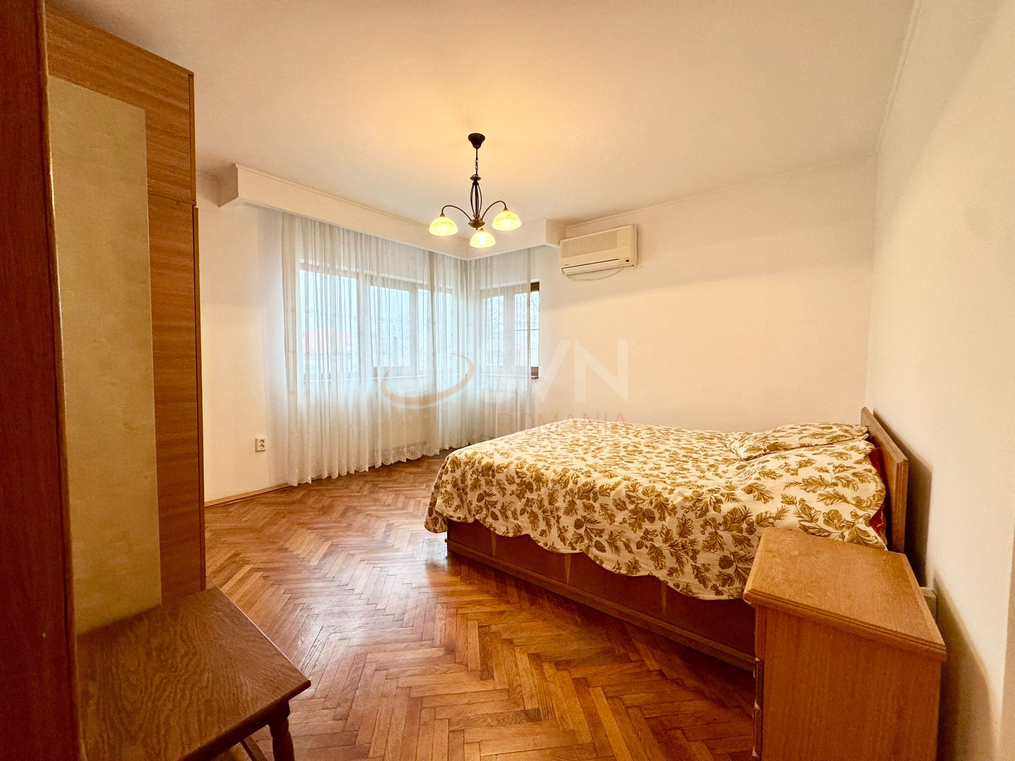 Apartament, 3 camere Bucuresti/Calea Calarasilor