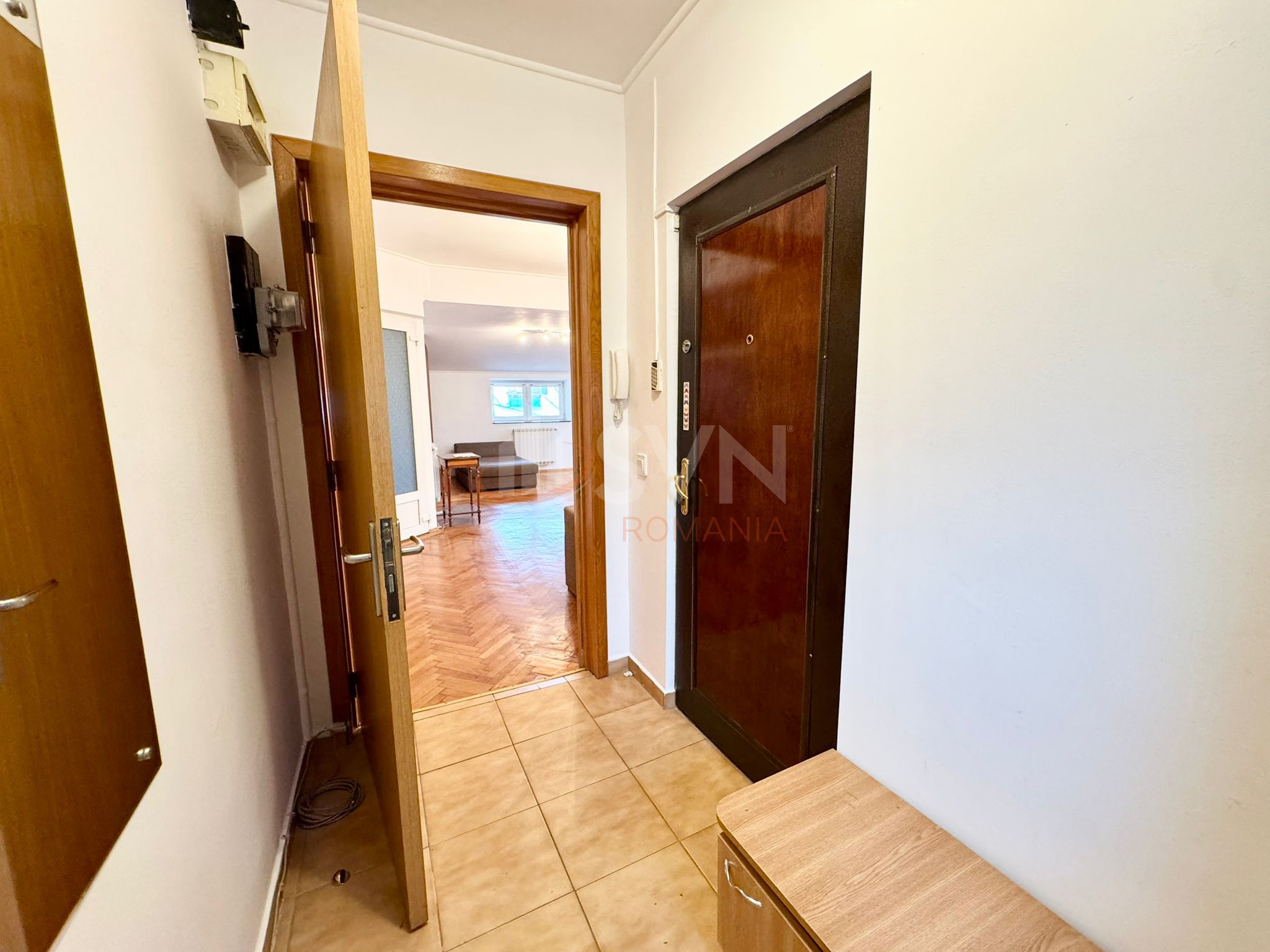 Apartament, 3 camere Bucuresti/Calea Calarasilor