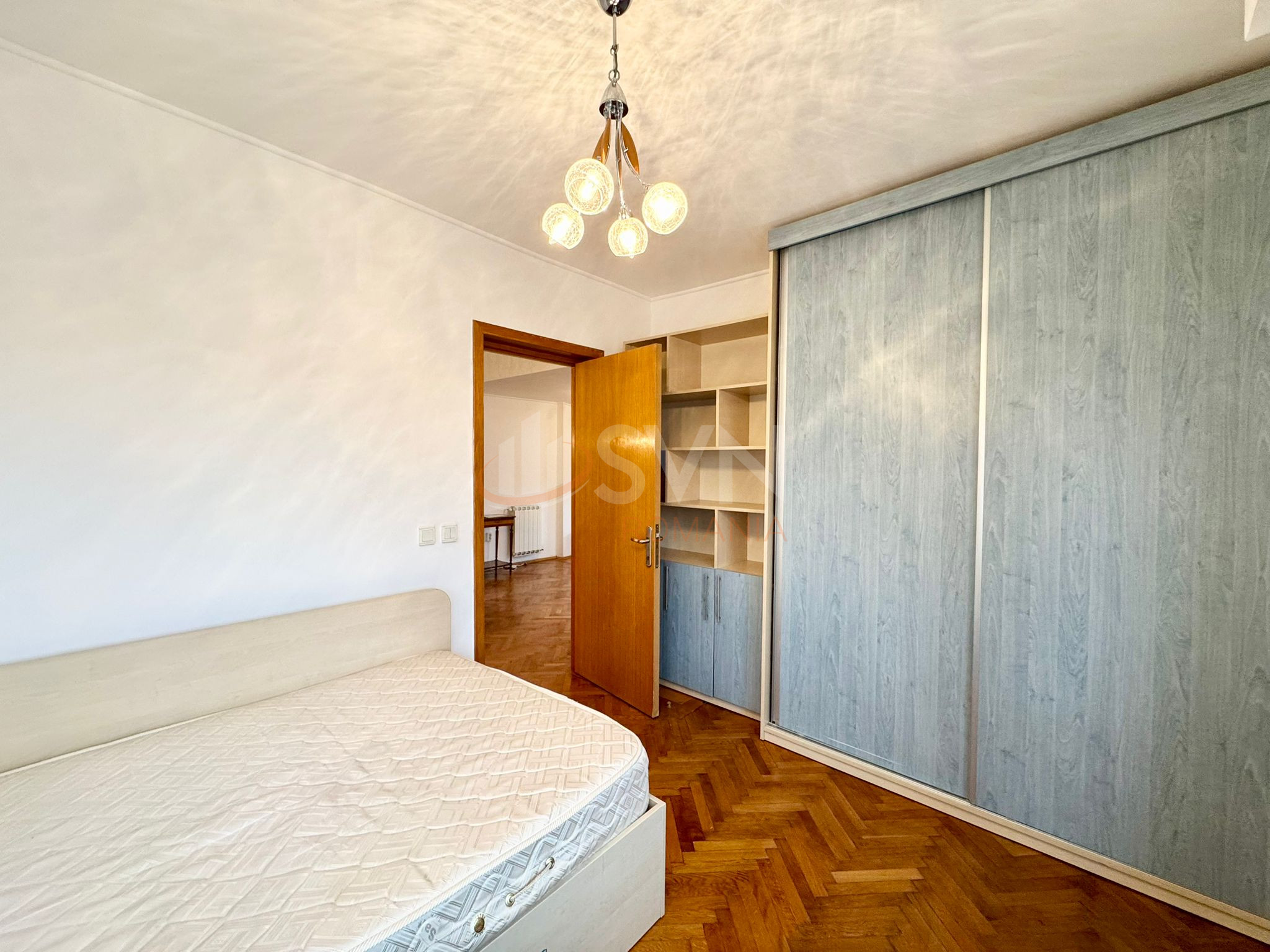 Apartament, 3 camere Bucuresti/Calea Calarasilor