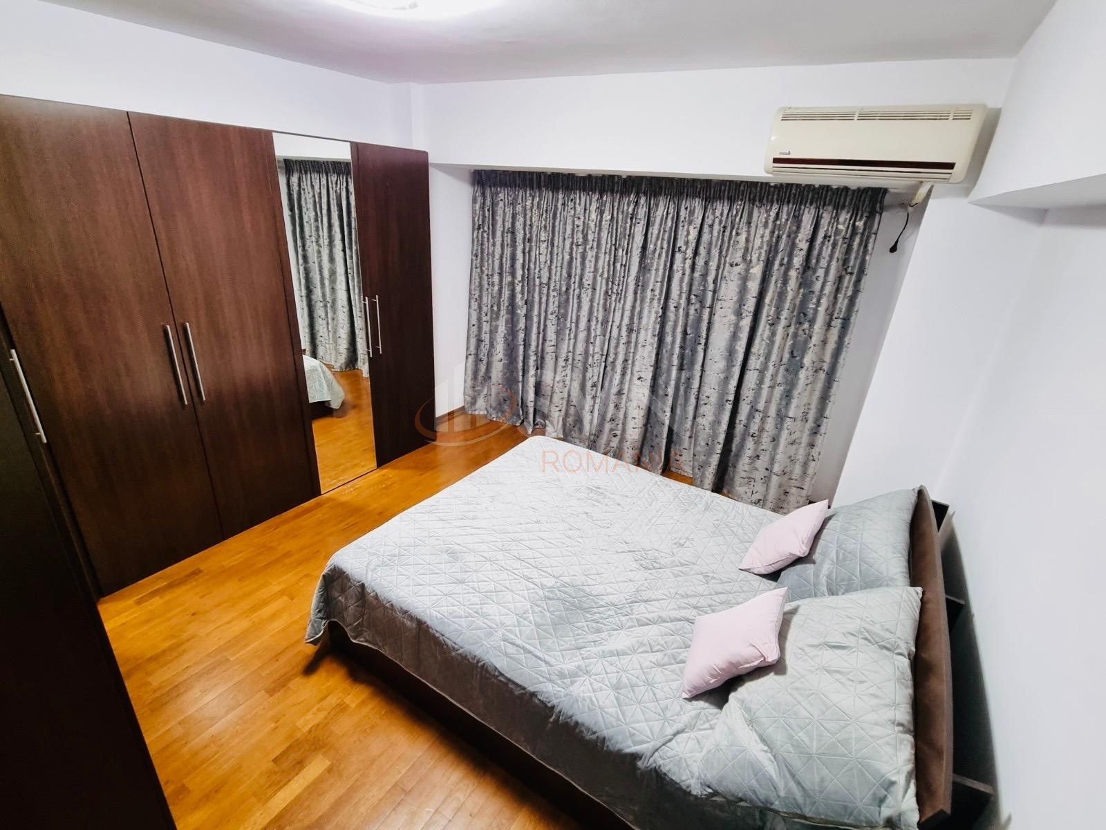 Apartament, 3 camere Bucuresti/Piata Unirii (s3)