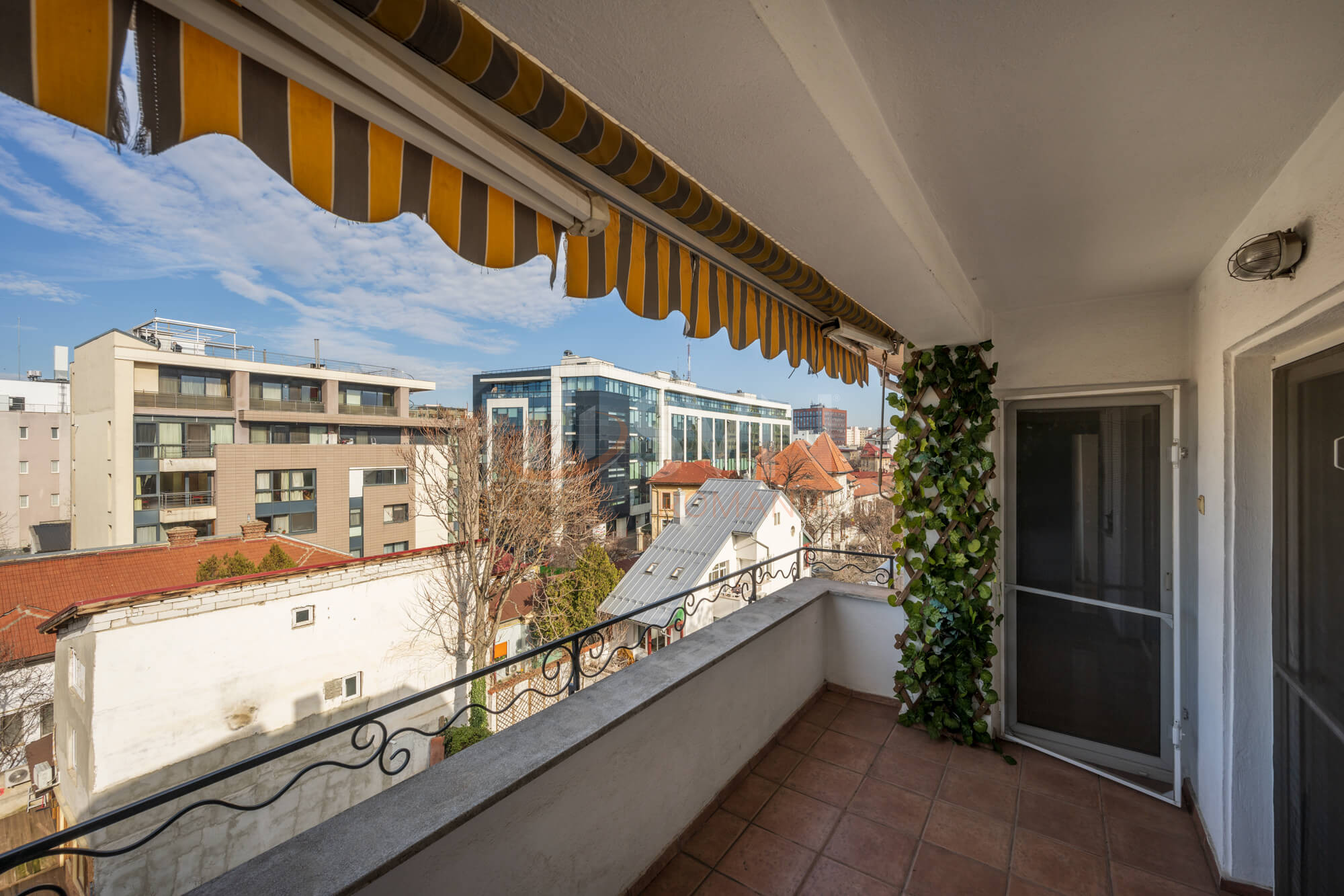 Apartament, 3 camere Bucuresti/Polona