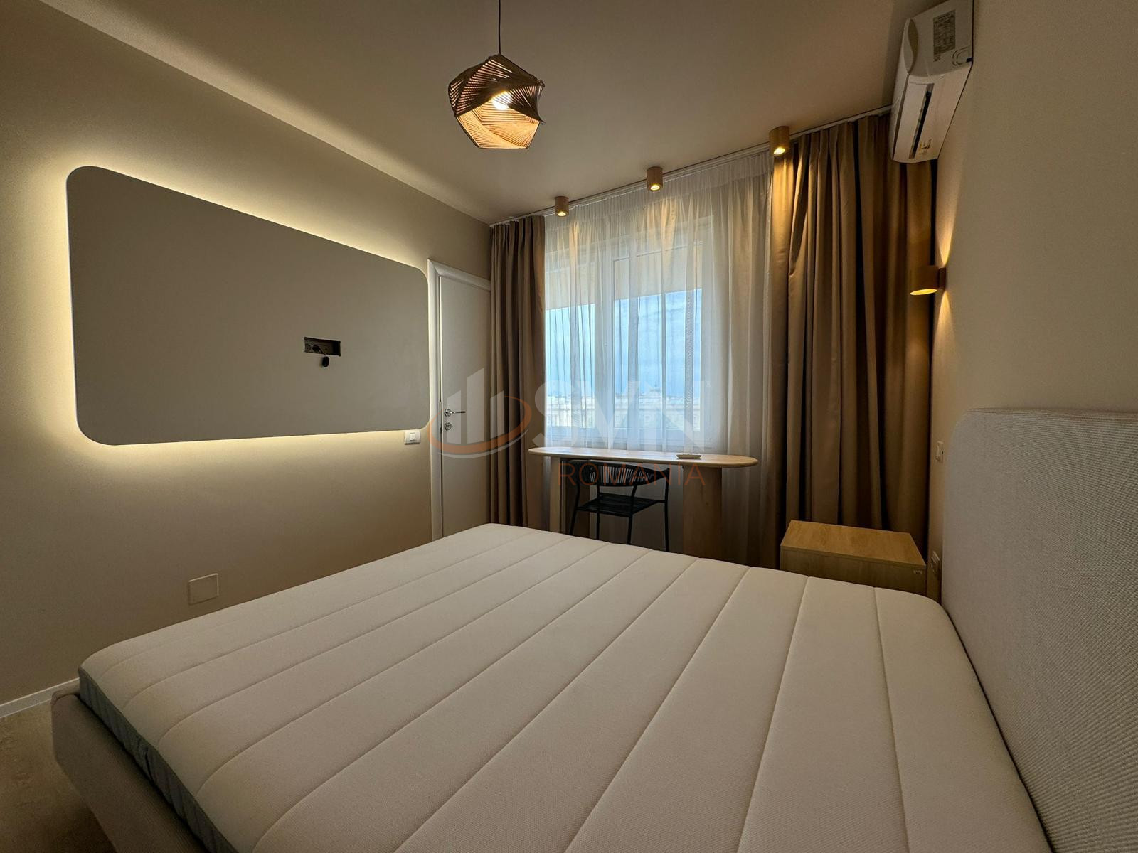 Apartament, 3 camere Bucuresti/Calea Victoriei