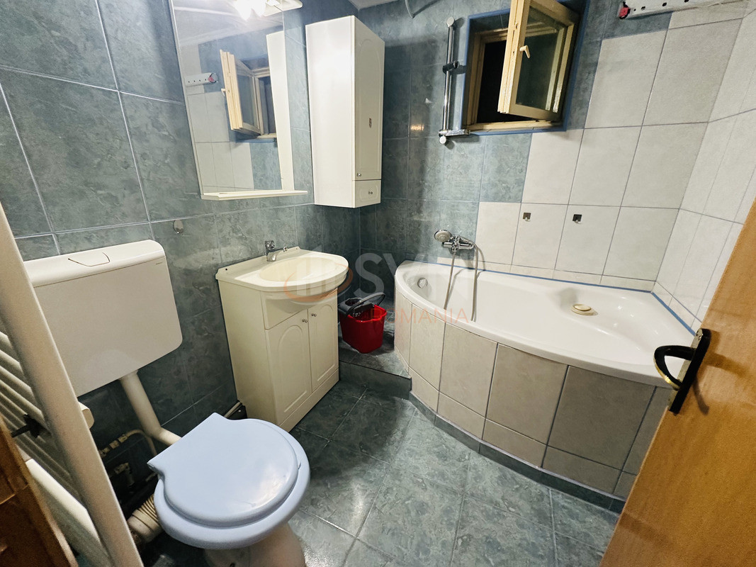 Apartament, 3 camere Bucuresti/Crangasi