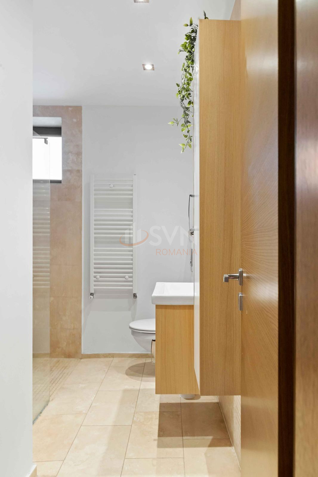 Apartament, 3 camere Bucuresti/Piata Victoriei