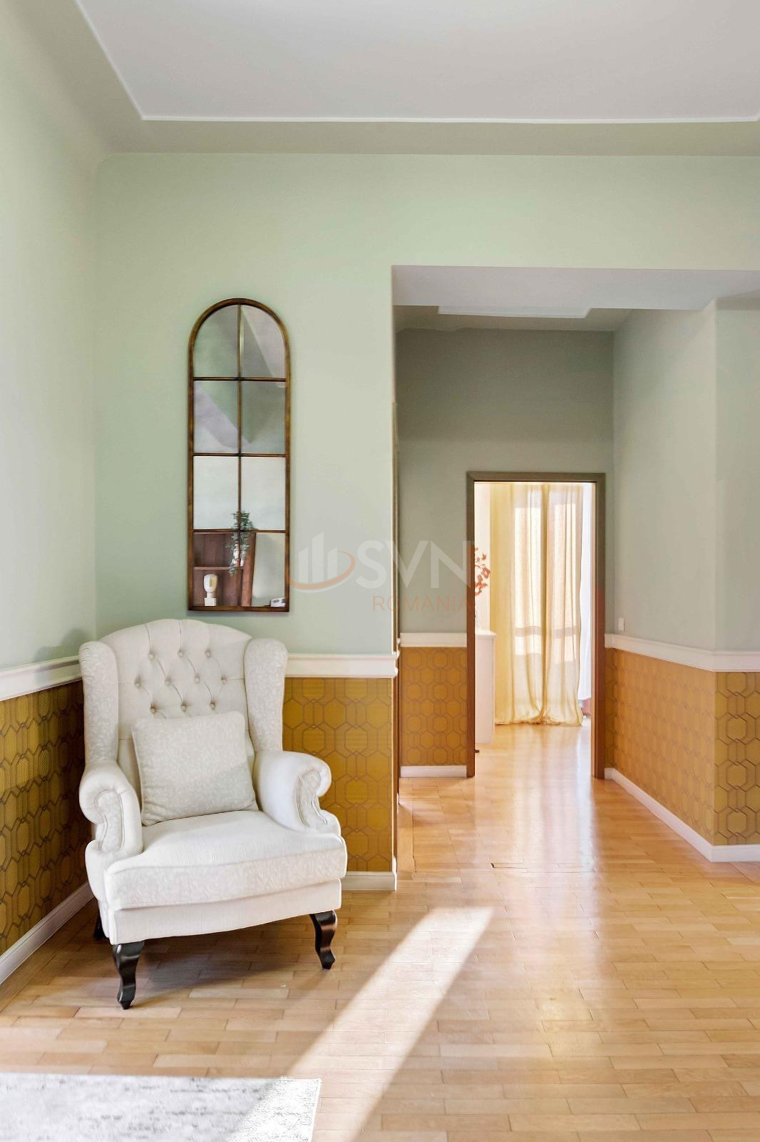 Apartament, 3 camere Bucuresti/Piata Victoriei