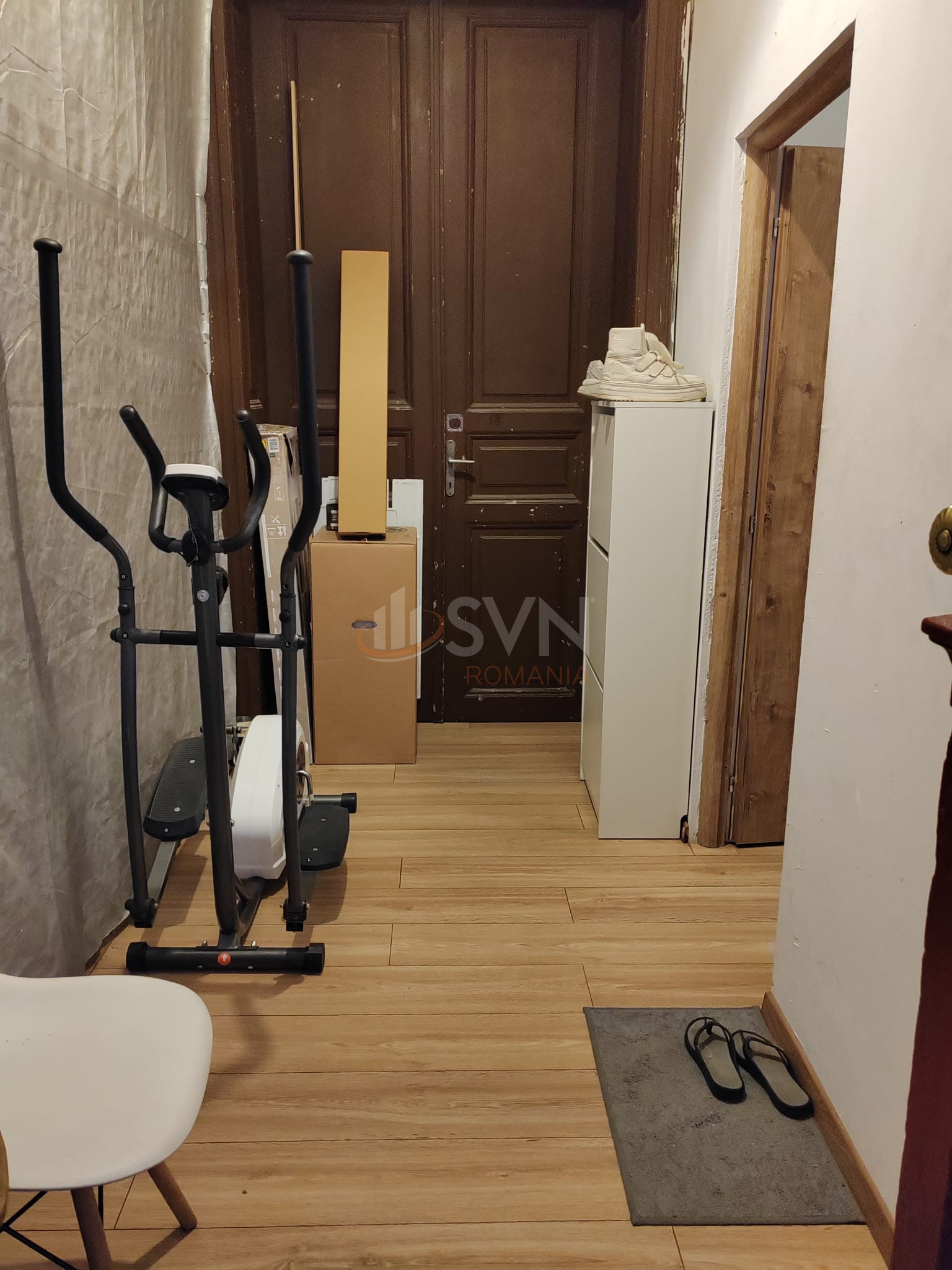 Apartament, 3 camere Bucuresti/Piata Victoriei
