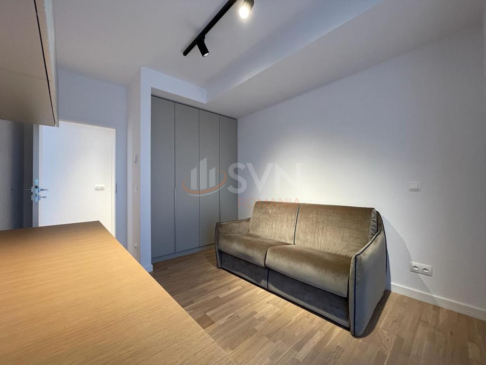 Apartament, 3 camere Bucuresti/Straulesti