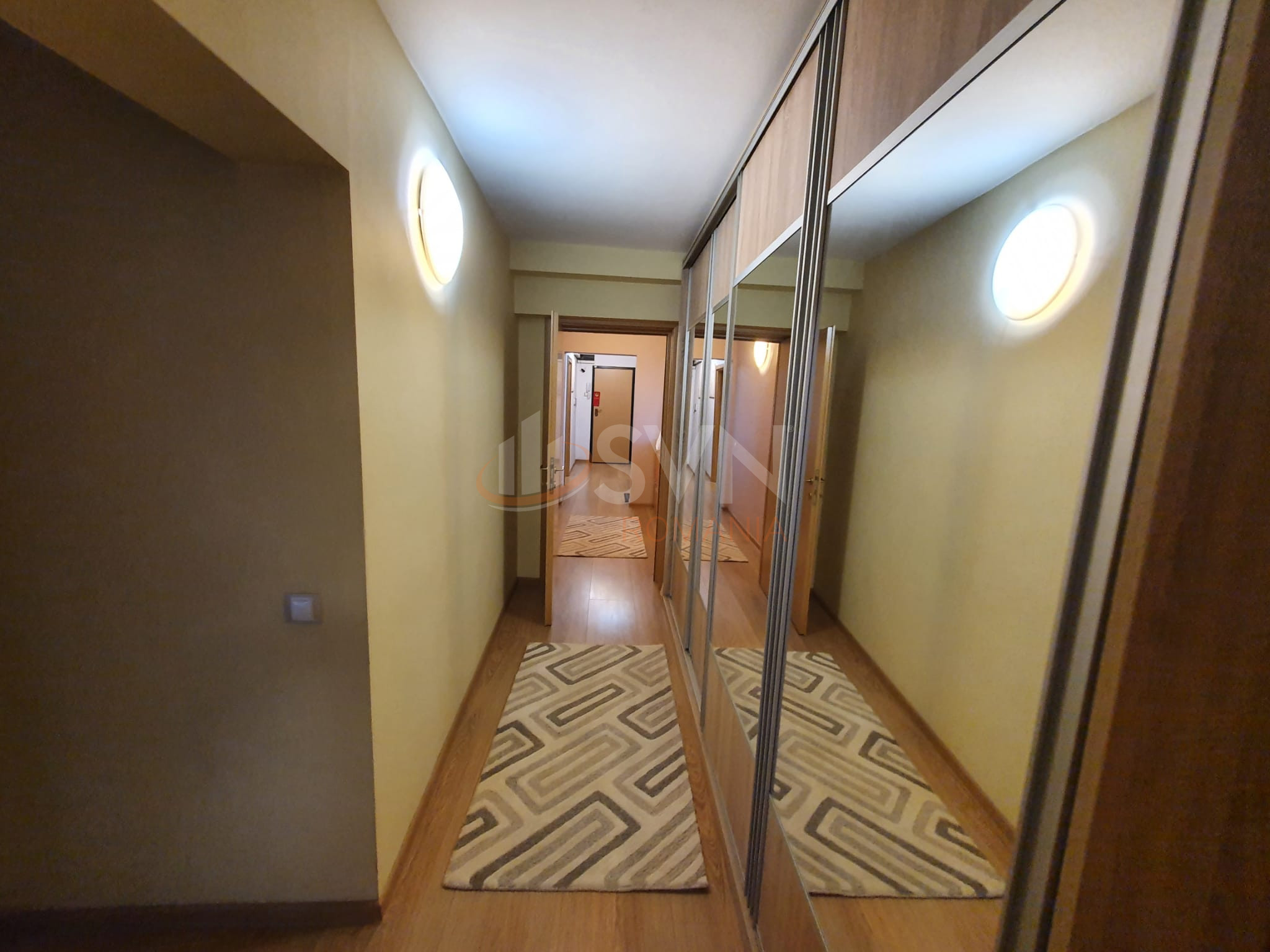 Apartament, 3 camere Bucuresti/Piata Victoriei