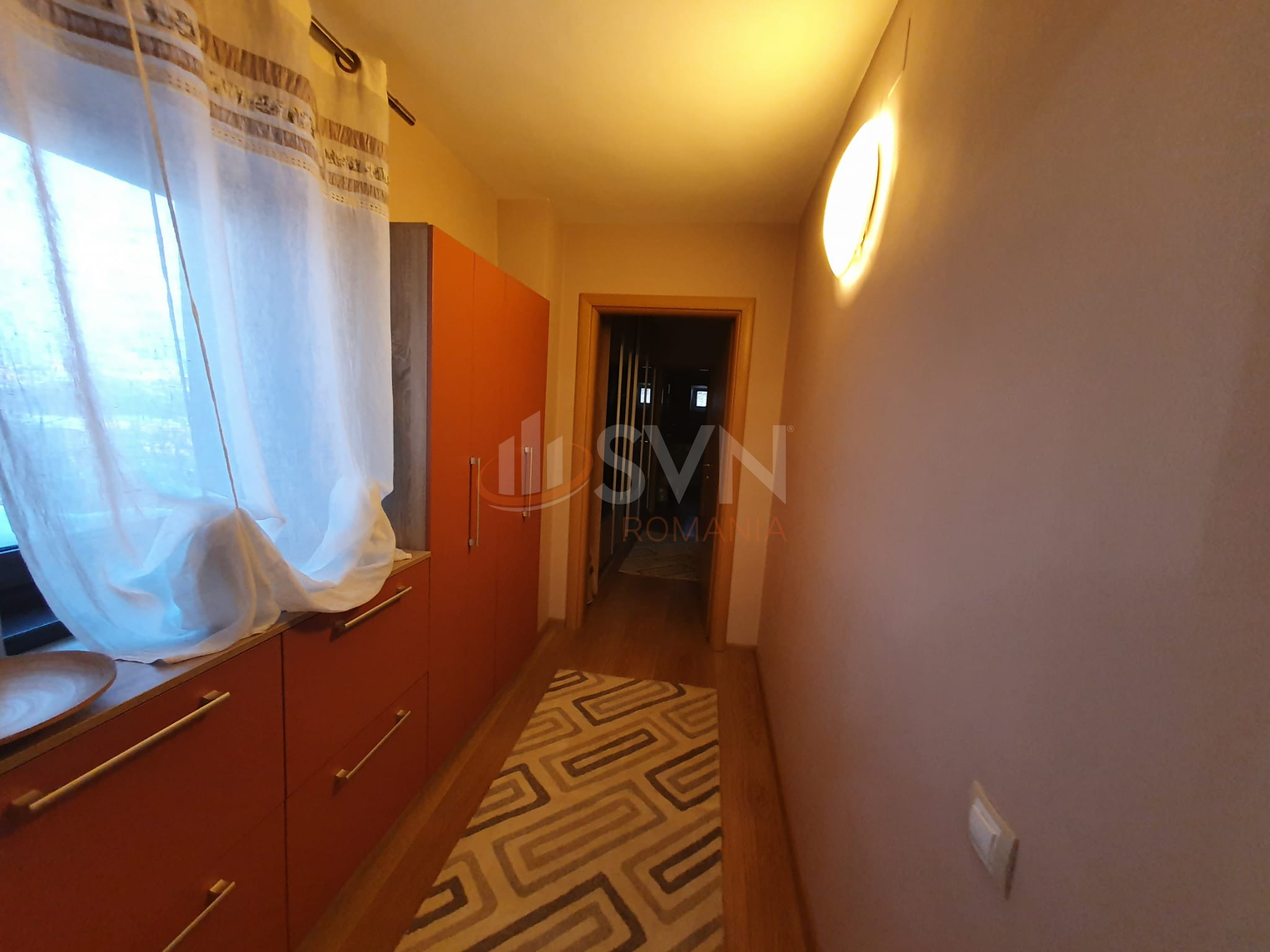 Apartament, 3 camere Bucuresti/Piata Victoriei