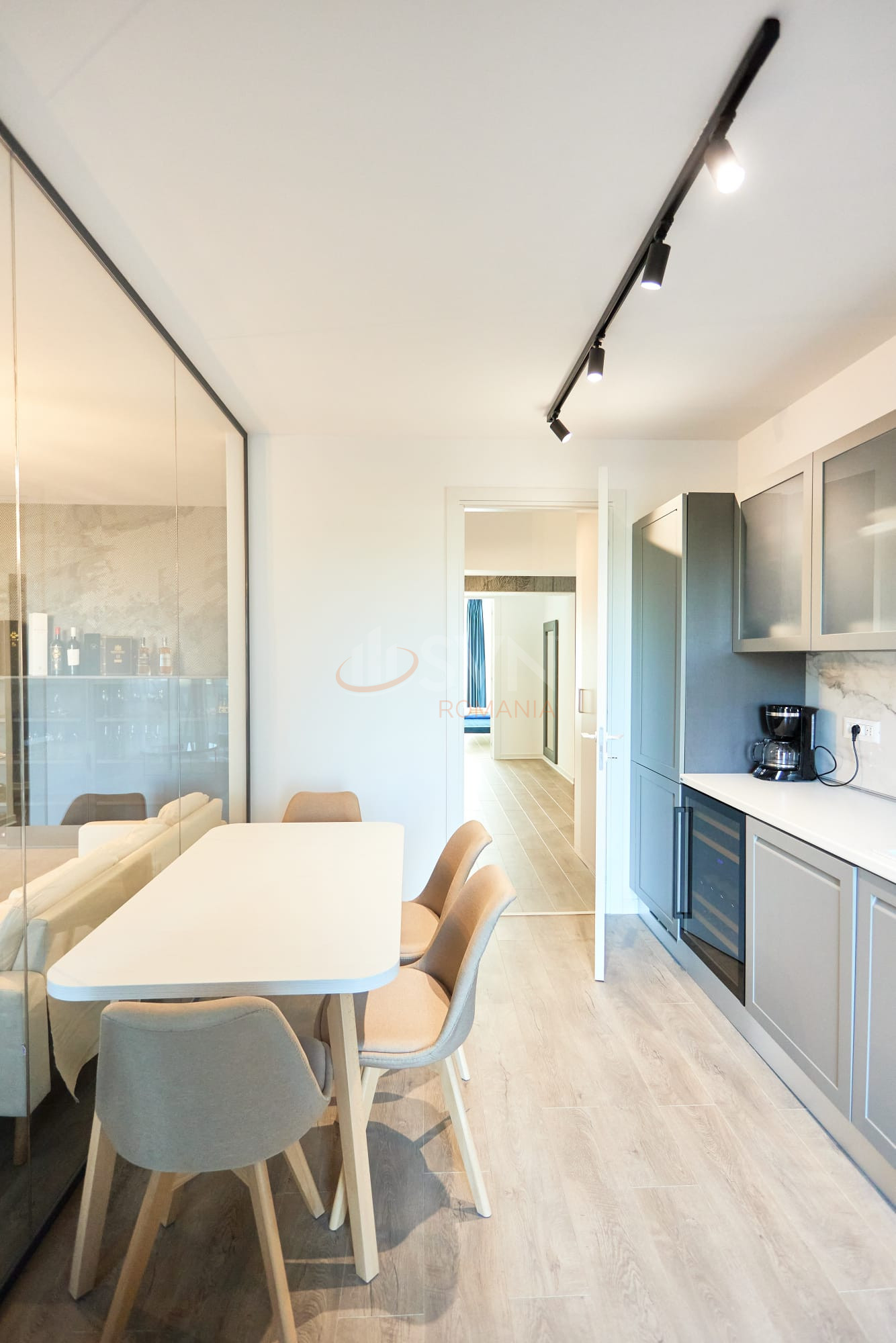 Apartament, 3 camere Bucuresti/Aviatiei