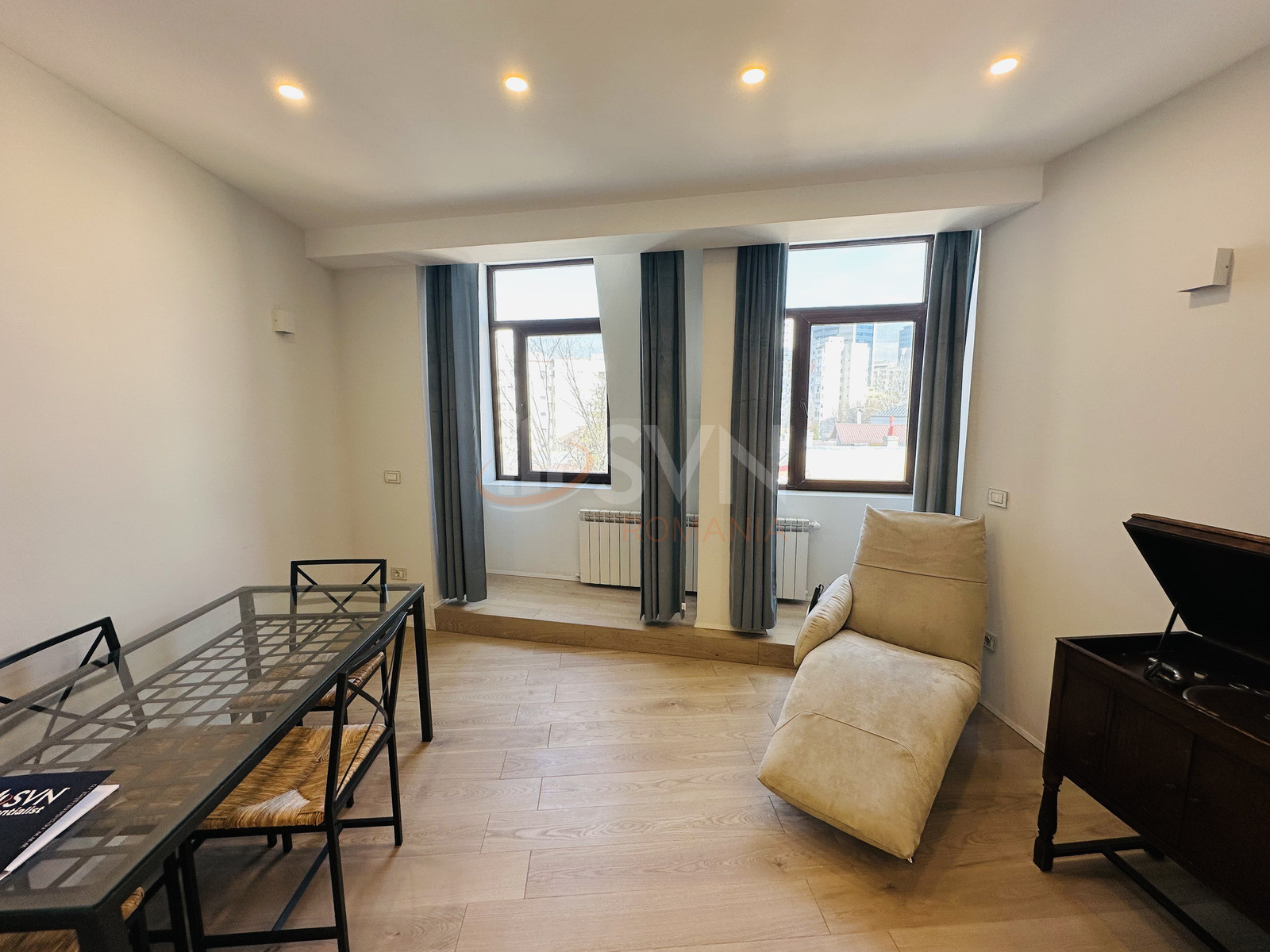 Apartament, 3 camere Bucuresti/Calea Victoriei