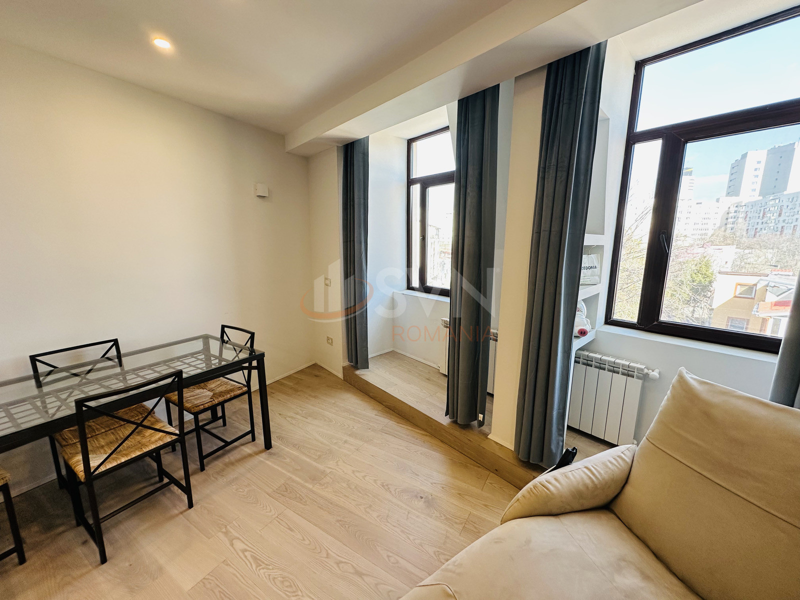 Apartament, 3 camere Bucuresti/Calea Victoriei