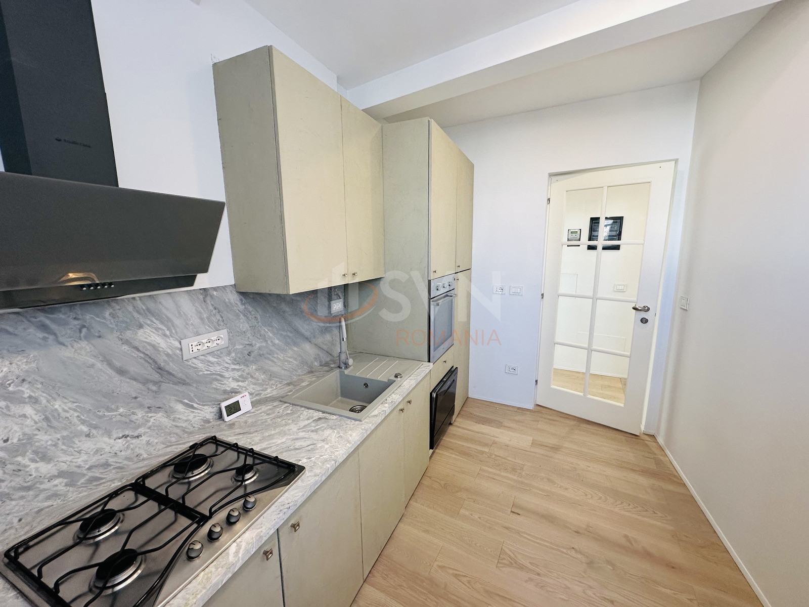 Apartament, 3 camere Bucuresti/Calea Victoriei