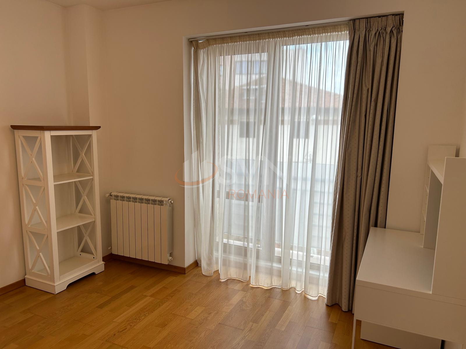 Apartament, 3 camere Bucuresti/Dacia