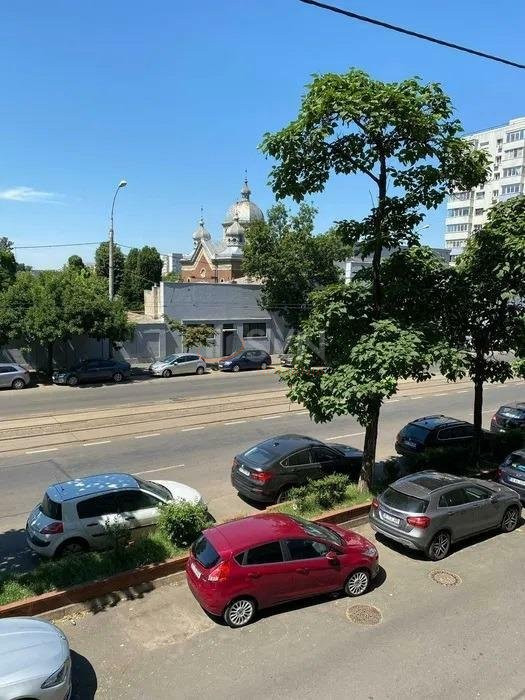 Apartament, 3 camere Bucuresti/1 Mai