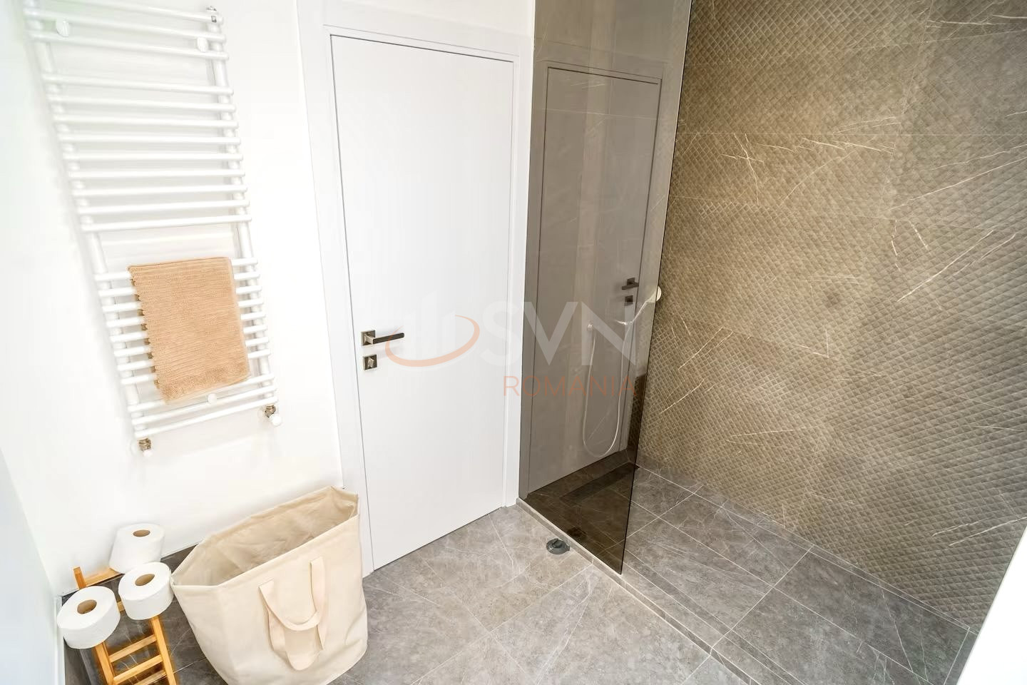 Apartament, 3 camere Bucuresti/Aviatiei