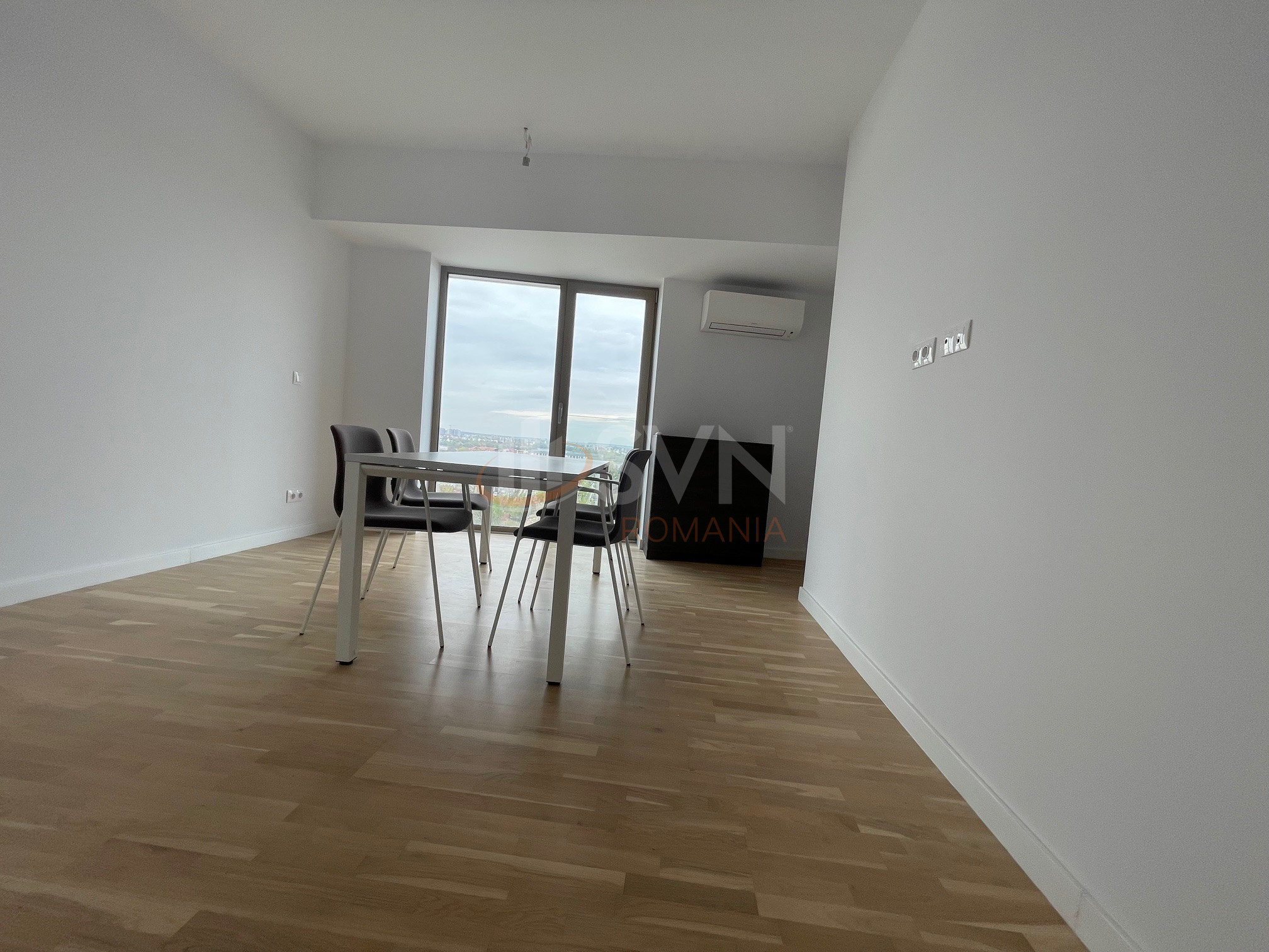 Apartament, 3 camere Bucuresti/Straulesti