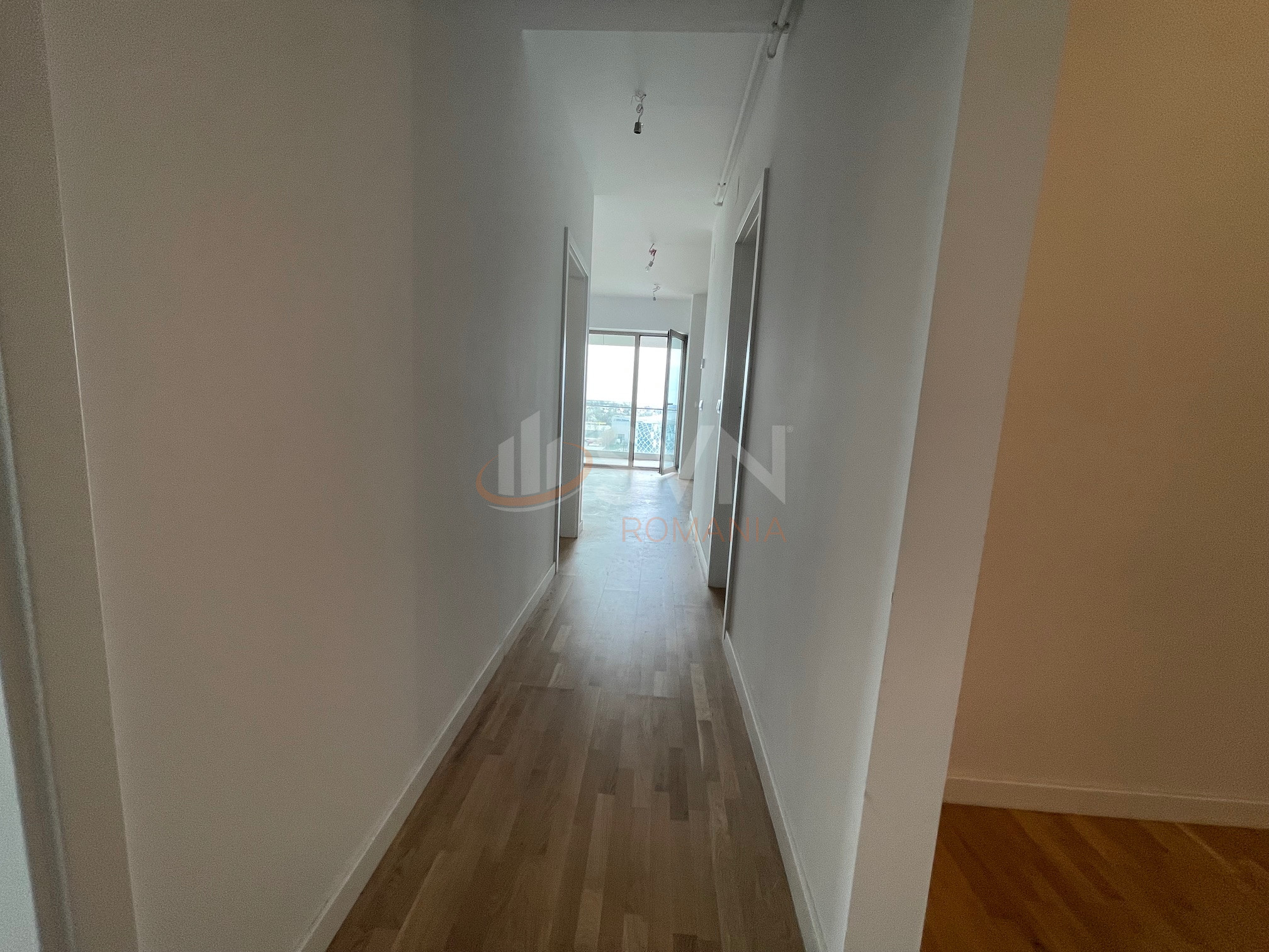 Apartament, 3 camere Bucuresti/Straulesti