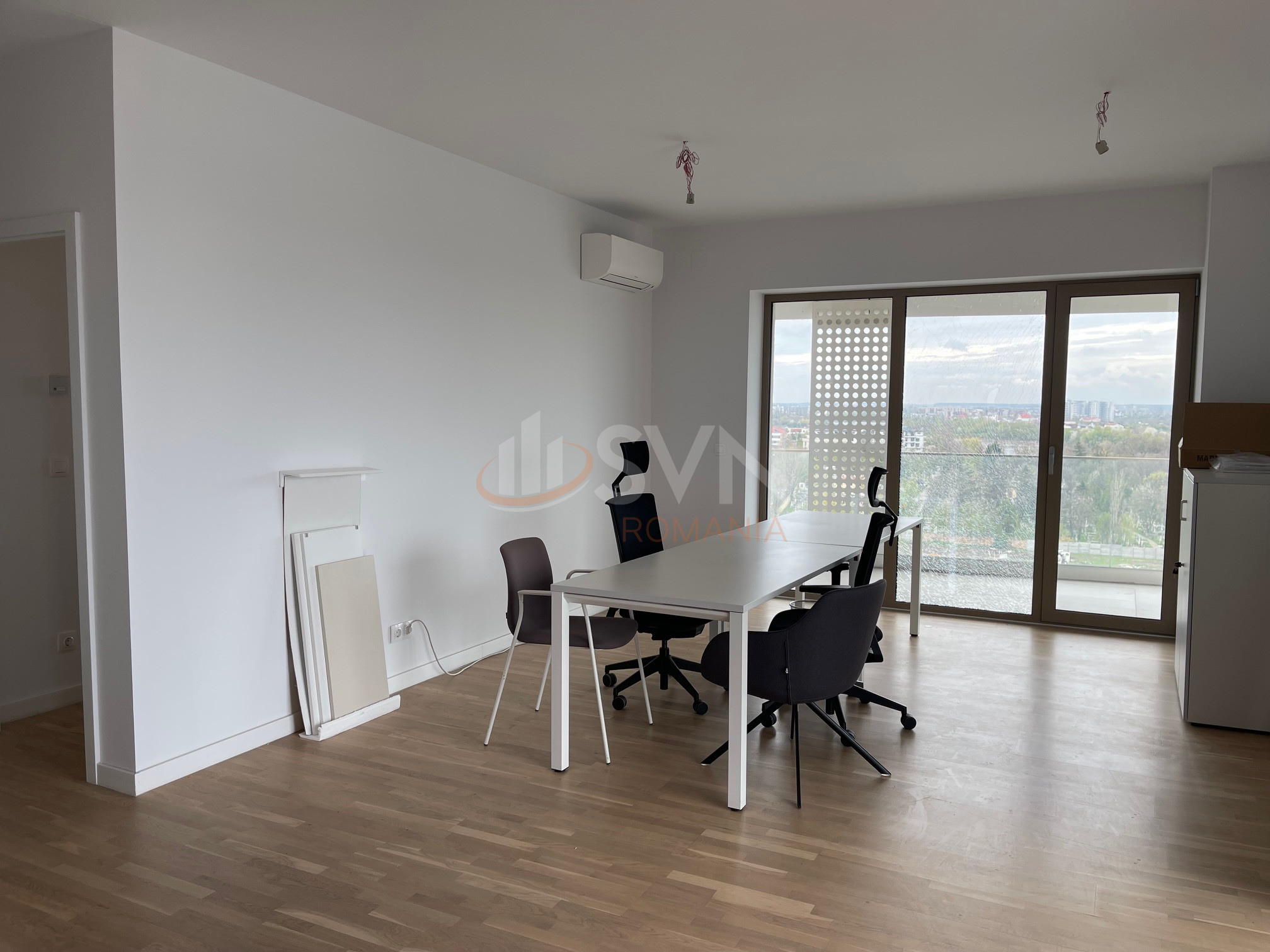 Apartament, 3 camere Bucuresti/Straulesti