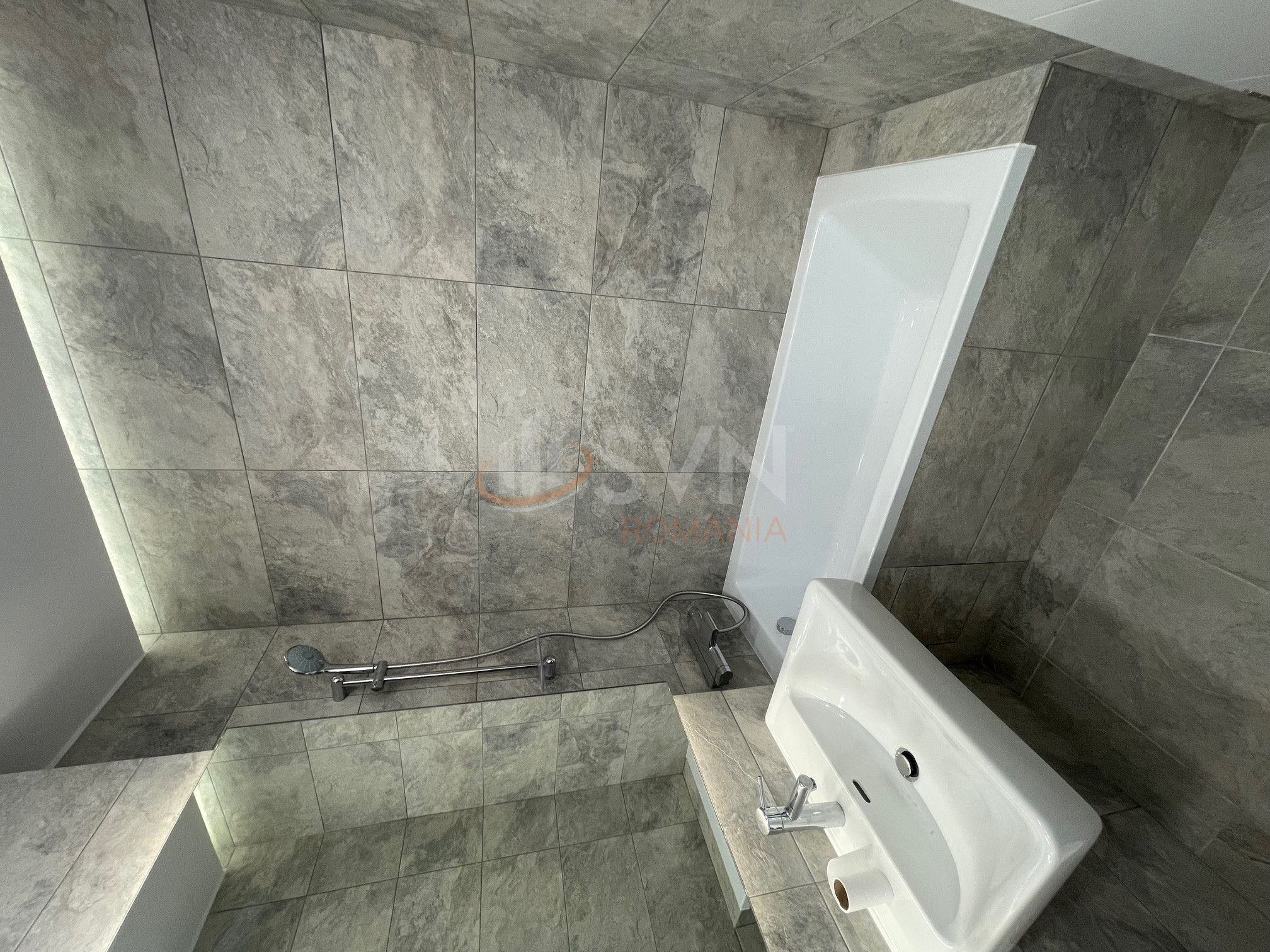 Apartament, 3 camere Bucuresti/Straulesti