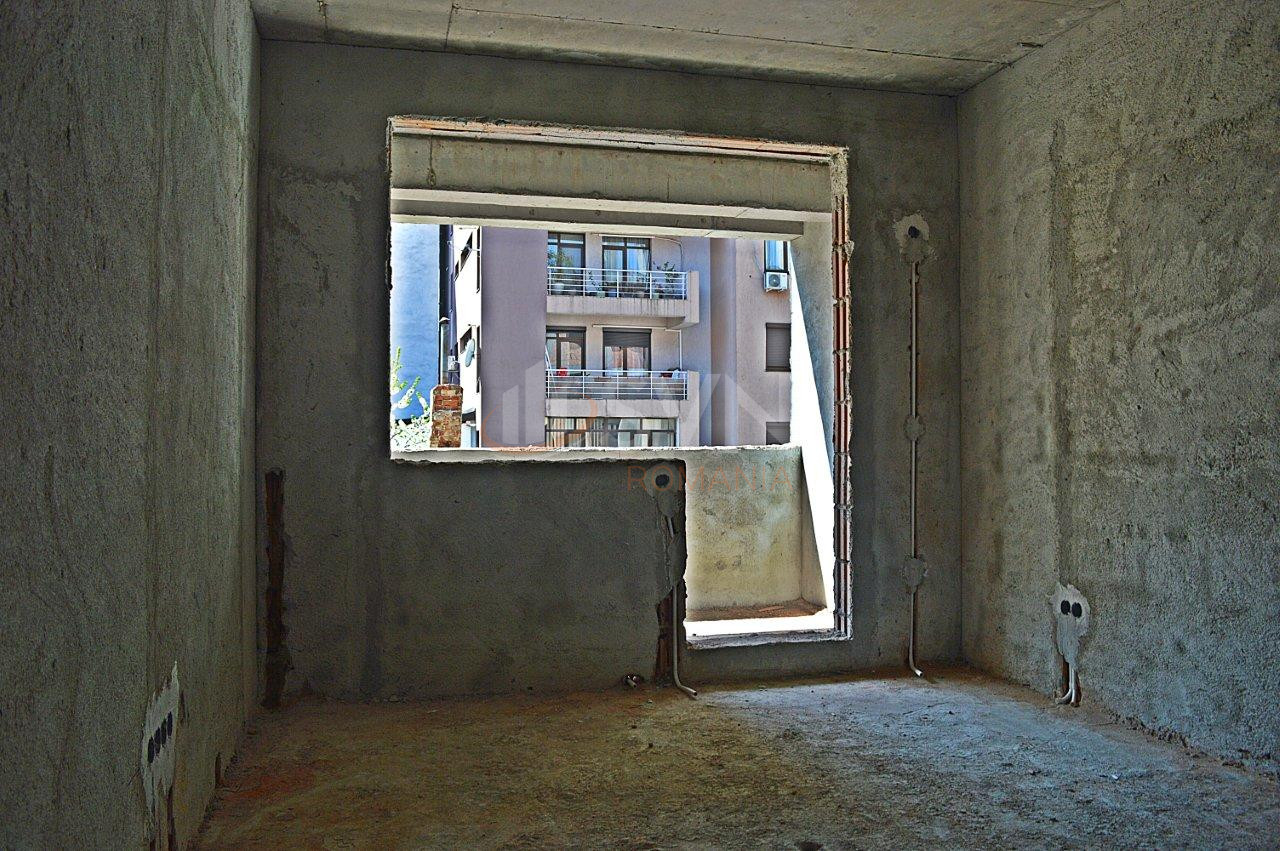 Apartament, 3 camere Bucuresti/Decebal