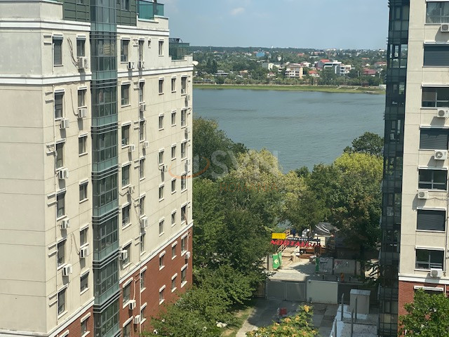 Apartament, 3 camere Bucuresti/Lacul Tei