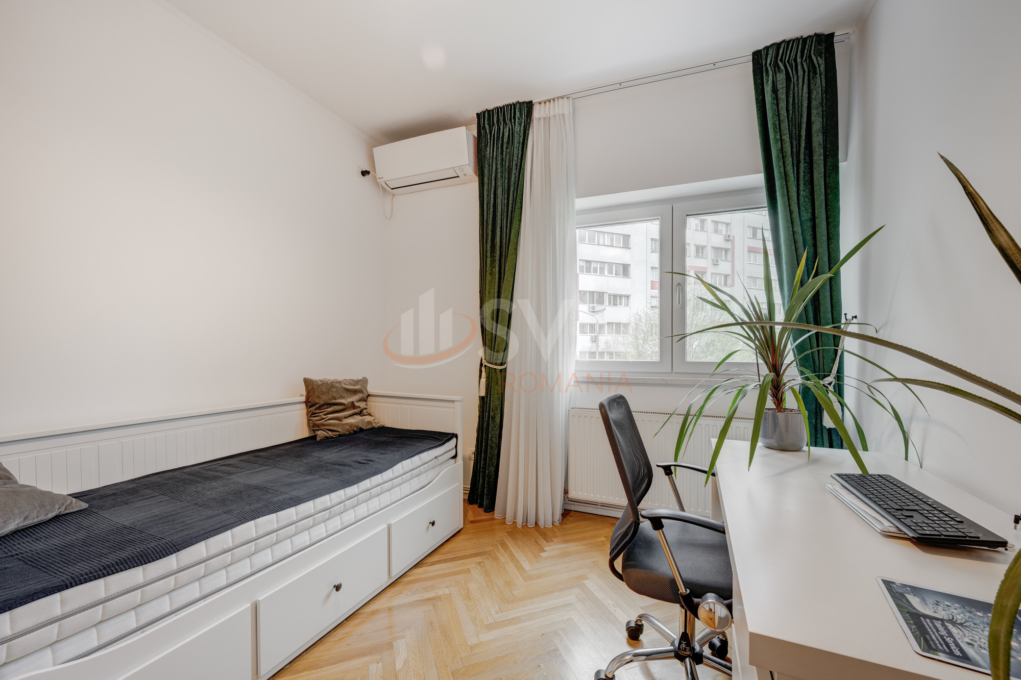 Apartament, 3 camere Bucuresti/Pajura