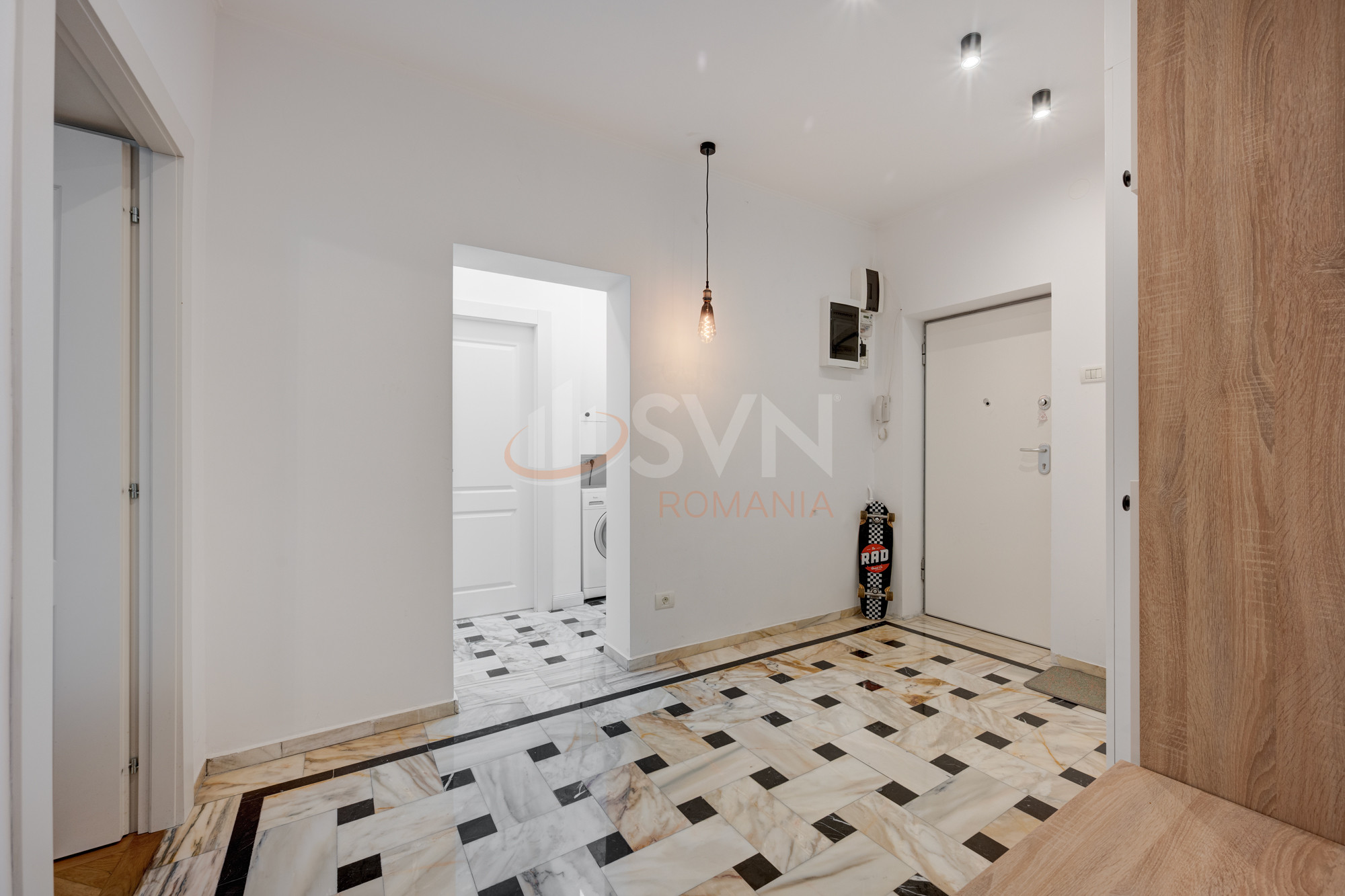 Apartament, 3 camere Bucuresti/Pajura