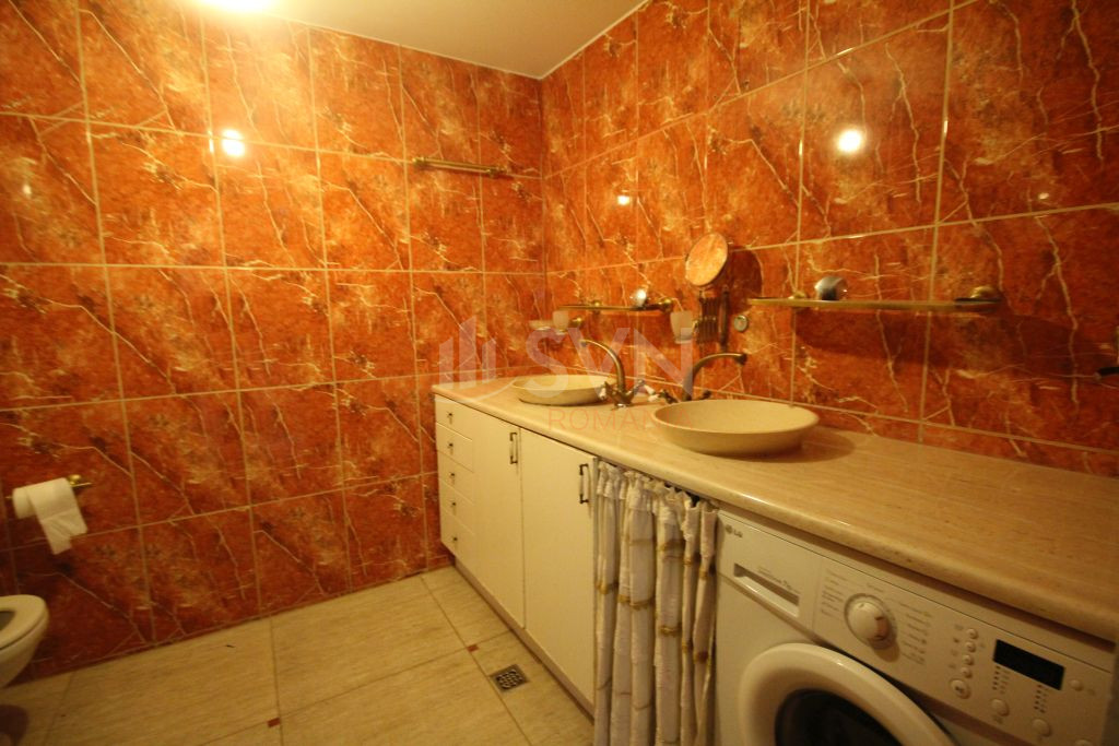 Apartament, 3 camere Bucuresti/Primaverii