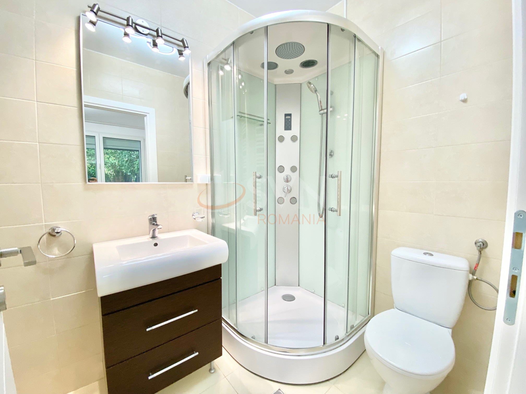 Apartament, 3 camere Bucuresti/Herastrau
