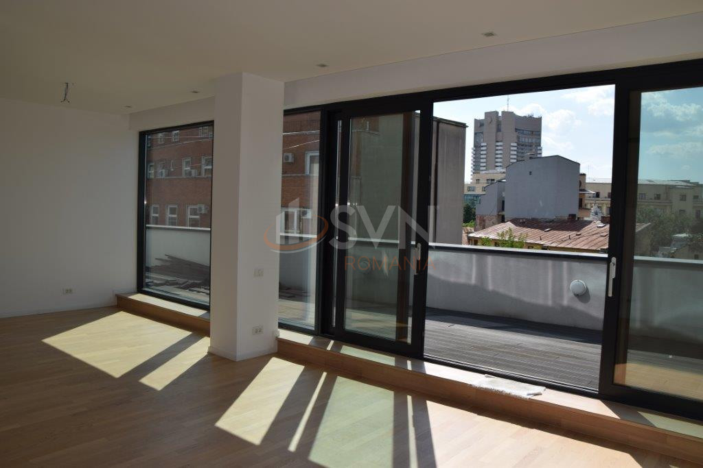 Apartament, 3 camere Bucuresti/Universitate (s2)