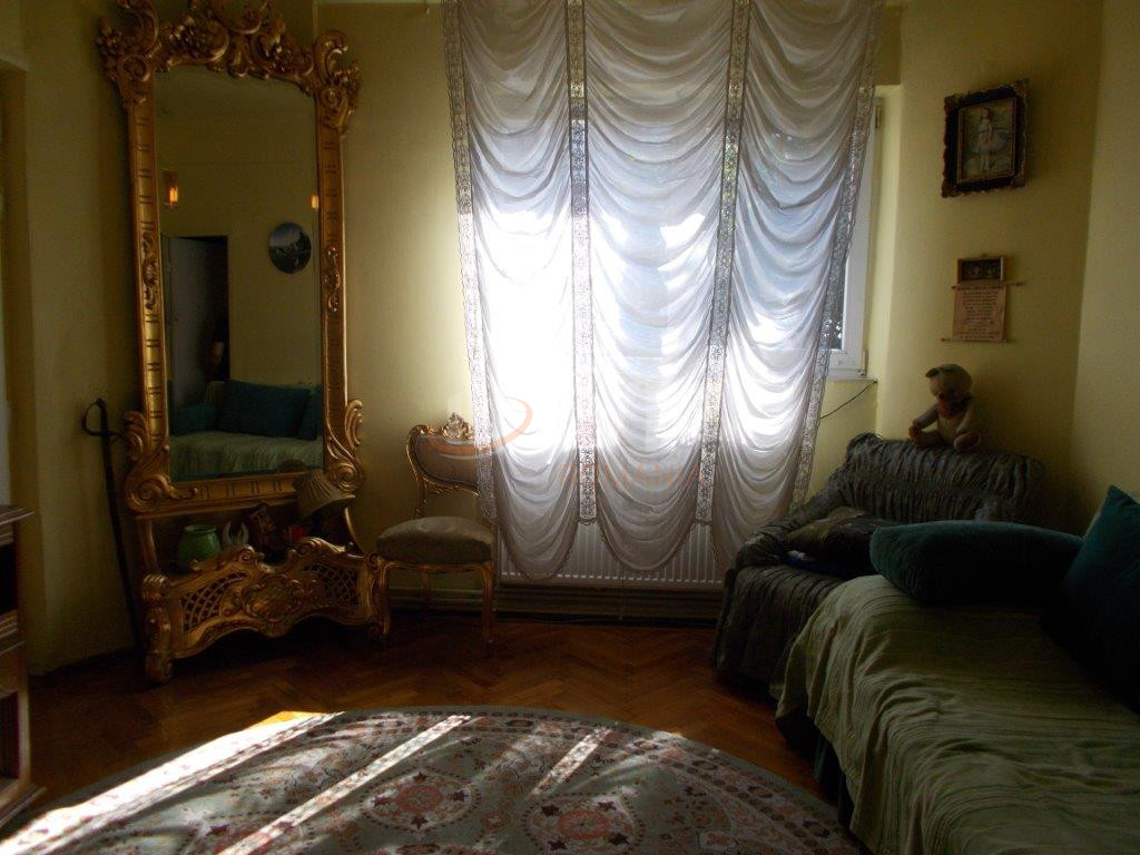 Apartament, 3 camere Bucuresti/Universitate (s2)