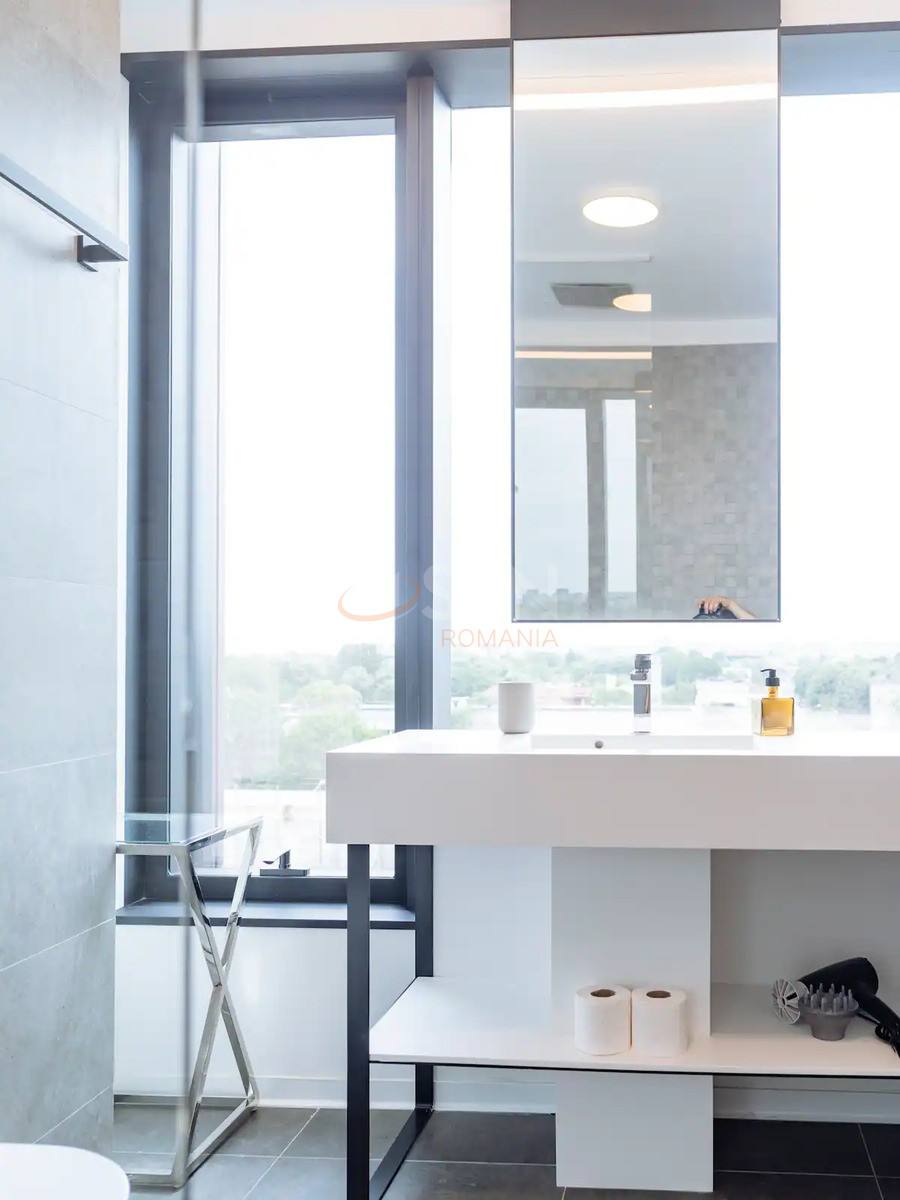 Apartament, 3 camere Bucuresti/Primaverii