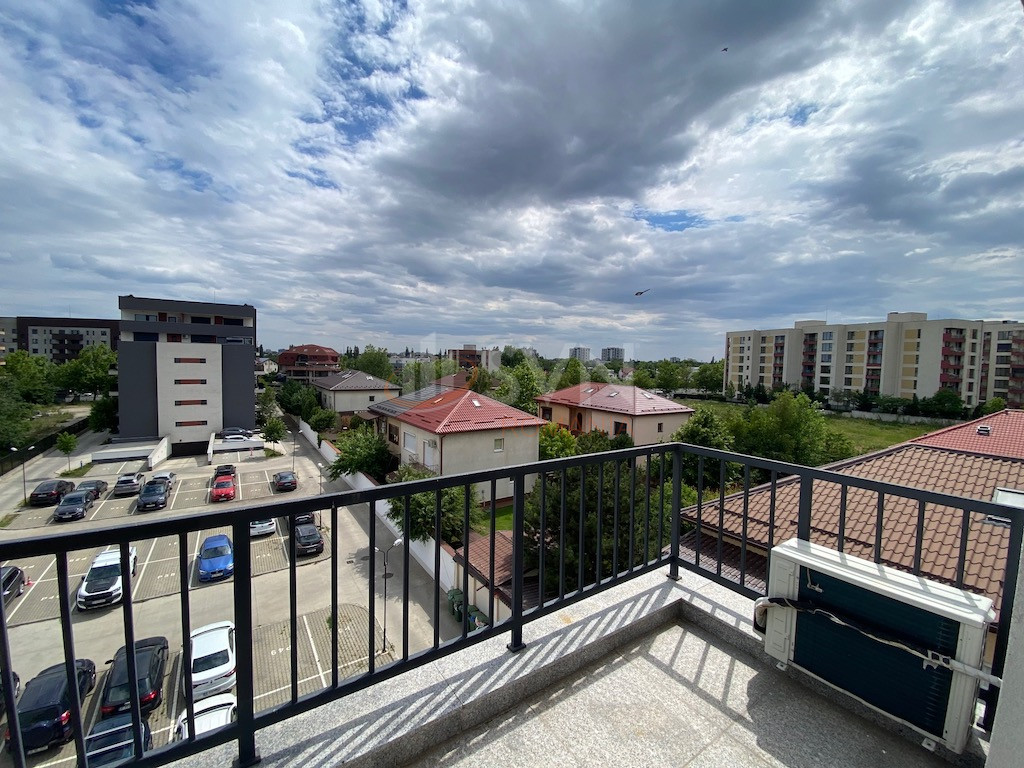 Apartament, 3 camere Bucuresti/Sisesti