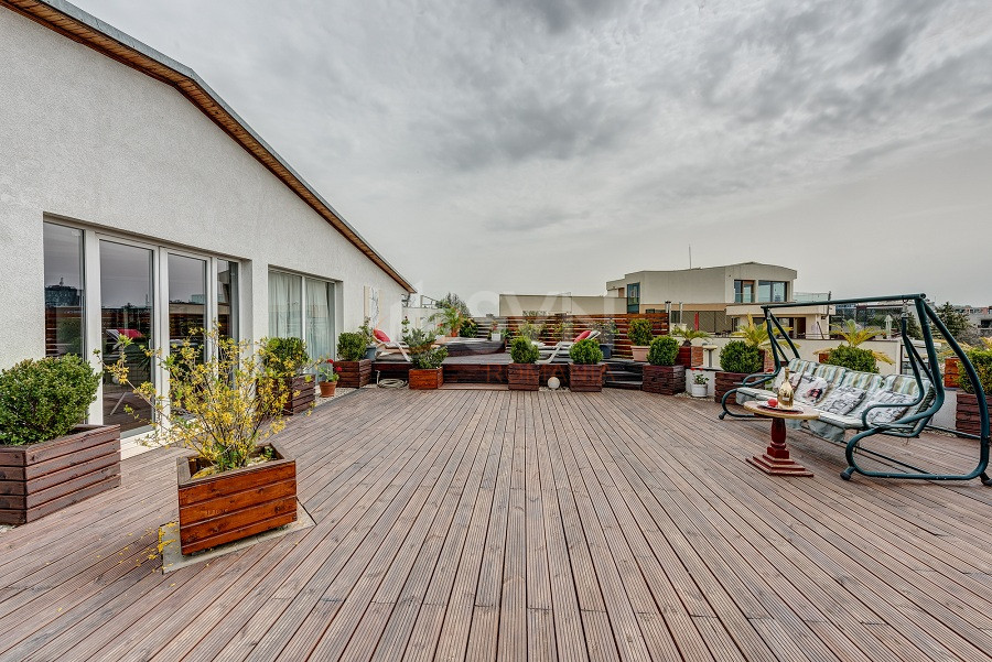 Apartament, 3 camere Bucuresti/Primaverii