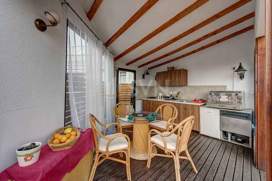 Apartament, 3 camere Bucuresti/Primaverii