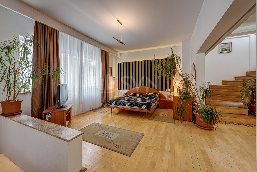 Apartament, 3 camere Bucuresti/Primaverii