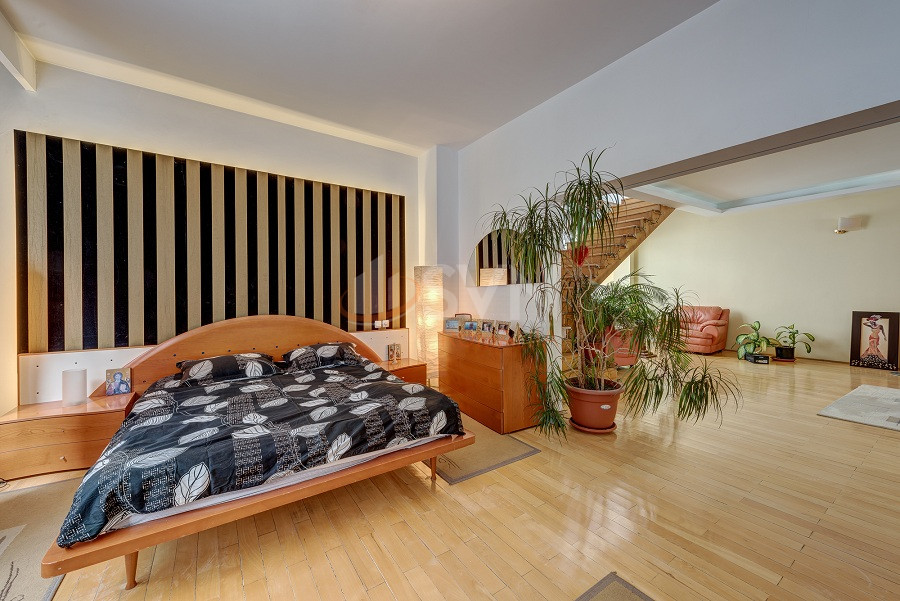 Apartament, 3 camere Bucuresti/Primaverii