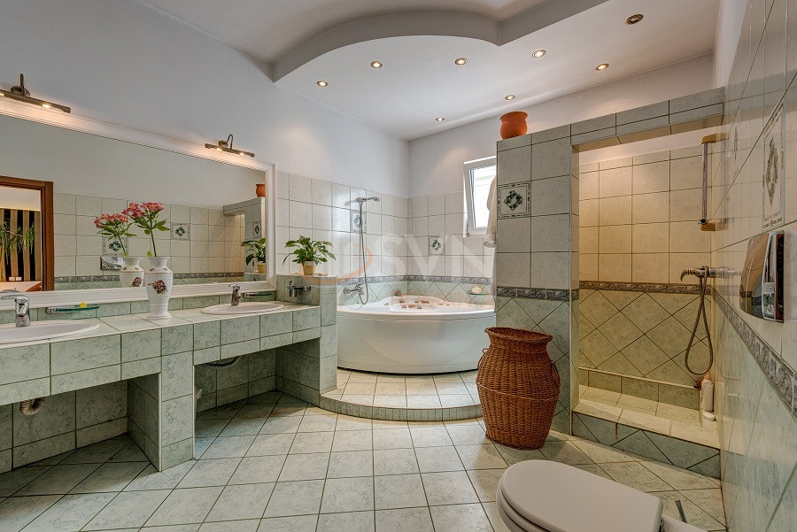 Apartament, 3 camere Bucuresti/Primaverii