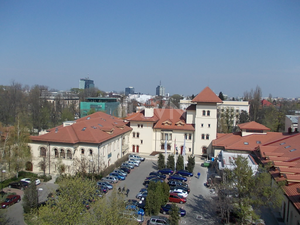 Apartament, 3 camere Bucuresti/Kiseleff