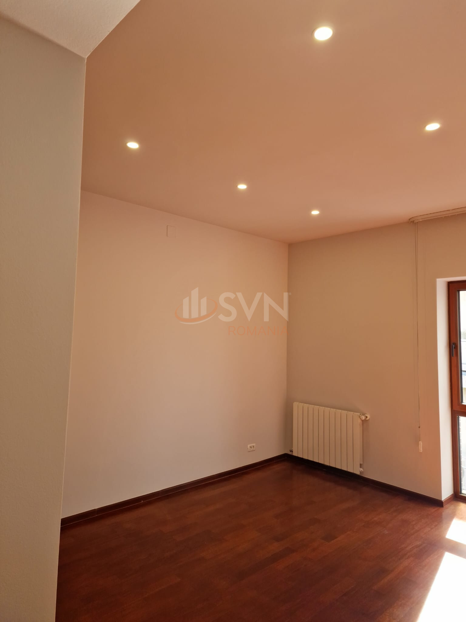 Apartament, 4 camere Bucuresti/Capitale