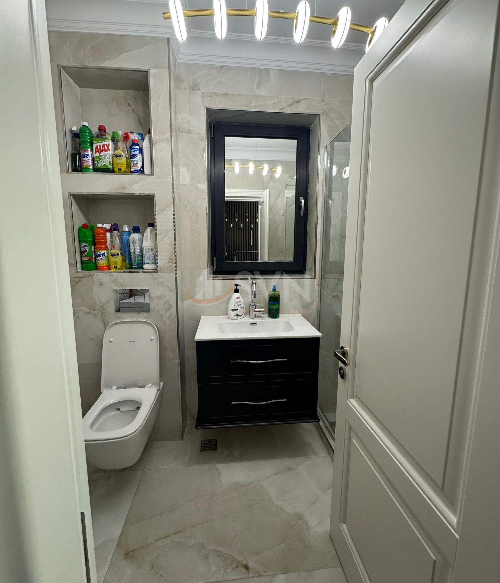 Apartament, 4 camere Bucuresti/Aviatiei