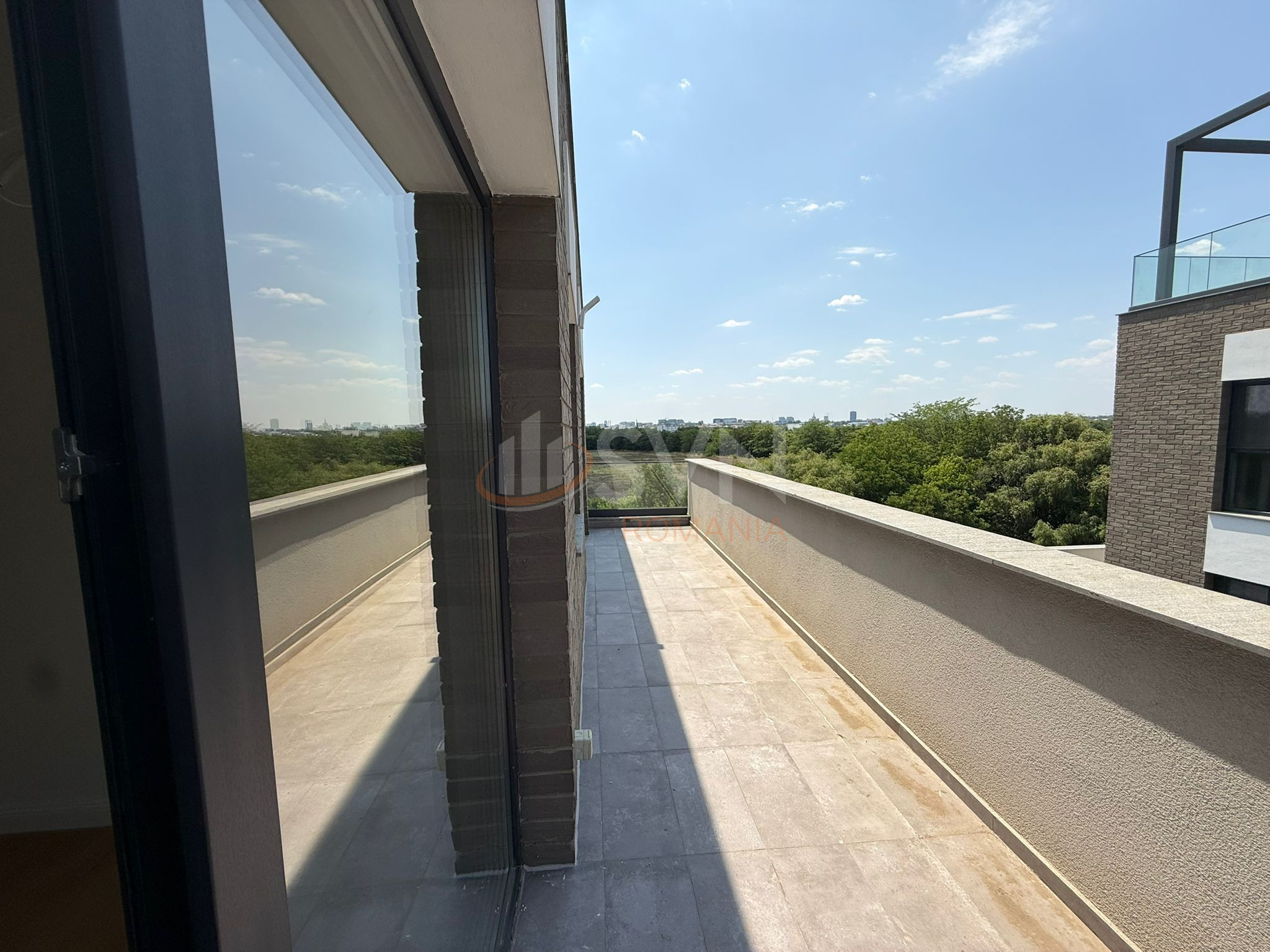 Apartament, 4 camere Bucuresti/Iancu Nicolae