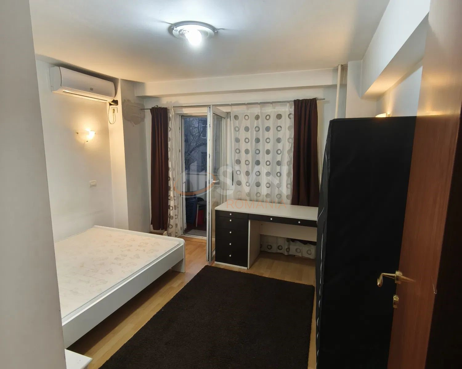 Apartament, 4 camere Bucuresti/Piata Romana