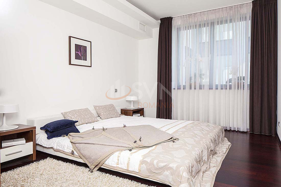 Apartament, 4 camere Bucuresti/Baneasa