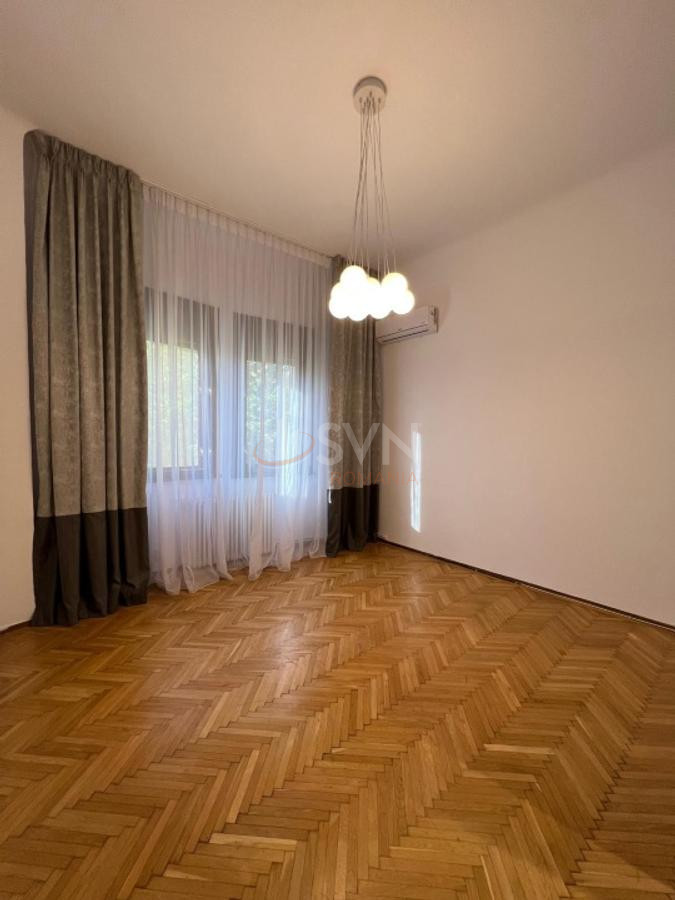 Apartament, 4 camere Bucuresti/Primaverii