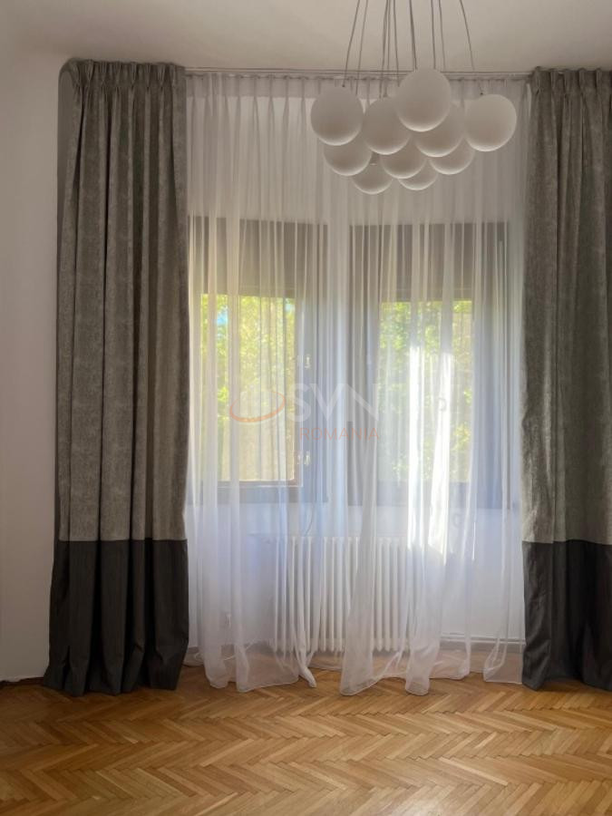 Apartament, 4 camere Bucuresti/Primaverii
