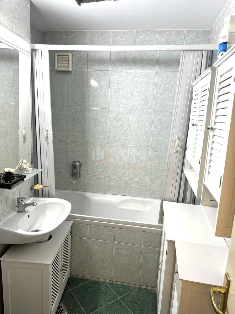 Apartament, 4 camere Bucuresti/Tineretului